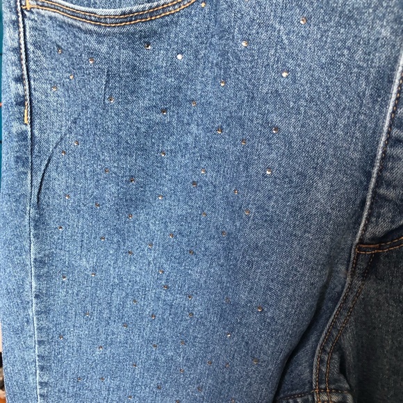 H&M pants only worn once - Picture 1 of 2